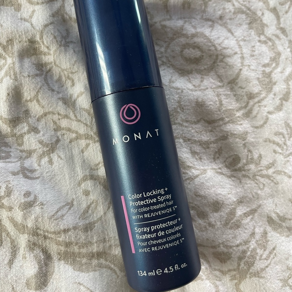 Color protect hair spray